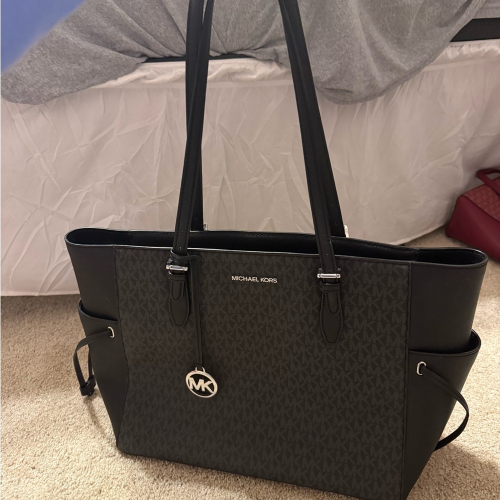 Michael Kors Black and Gray Signature Tote